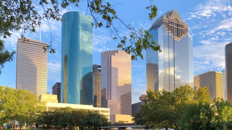 Cover image for the March 2025 U.S. Office Market Outlook